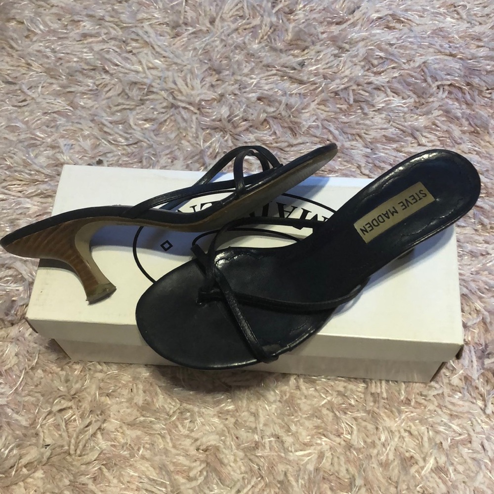Sandals - Picture 2 of 2